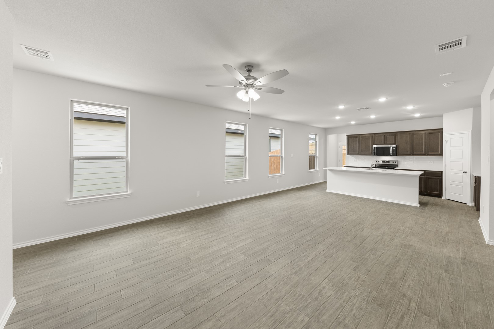 1708 Elle Lane Aubrey TX 76227