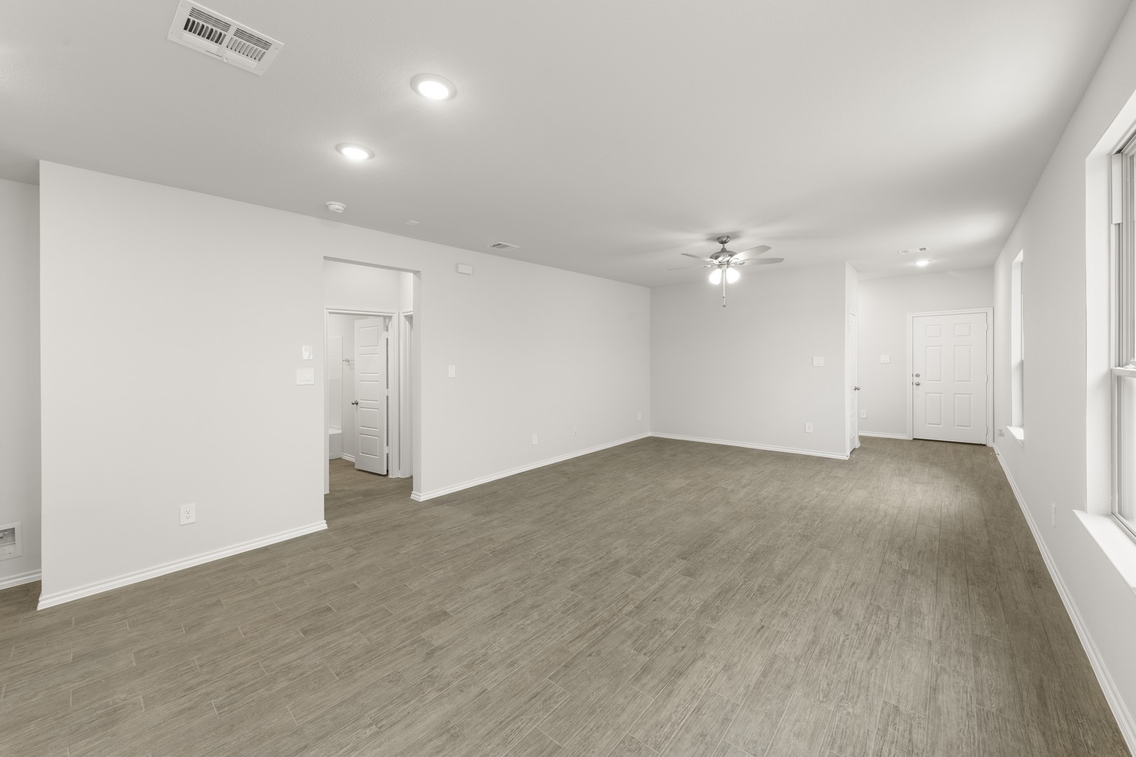 1708 Elle Lane Aubrey TX 76227
