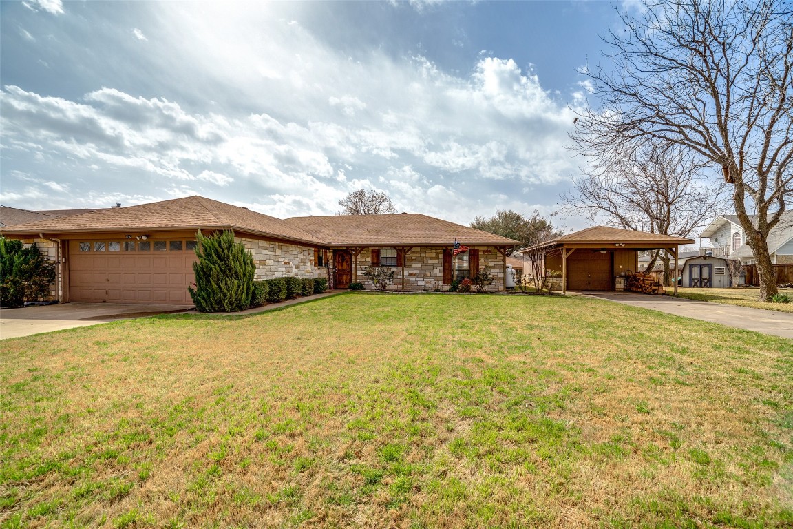 3702 Lake Vista Court Granbury TX 76049