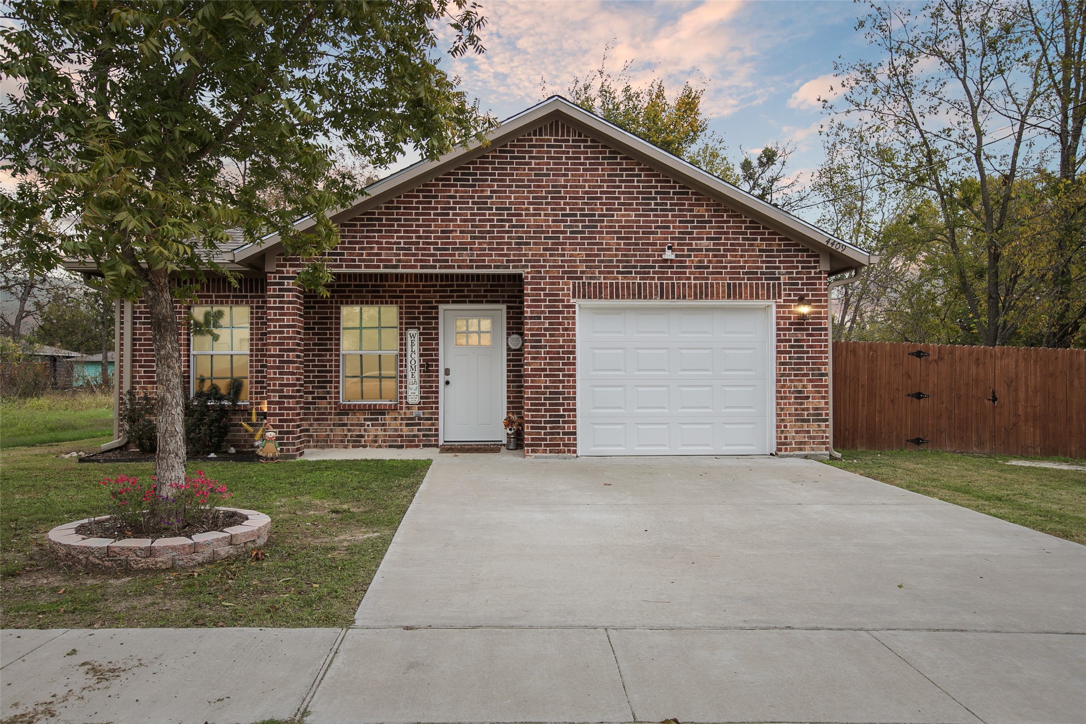 4409 1st Street Greenville TX 75401