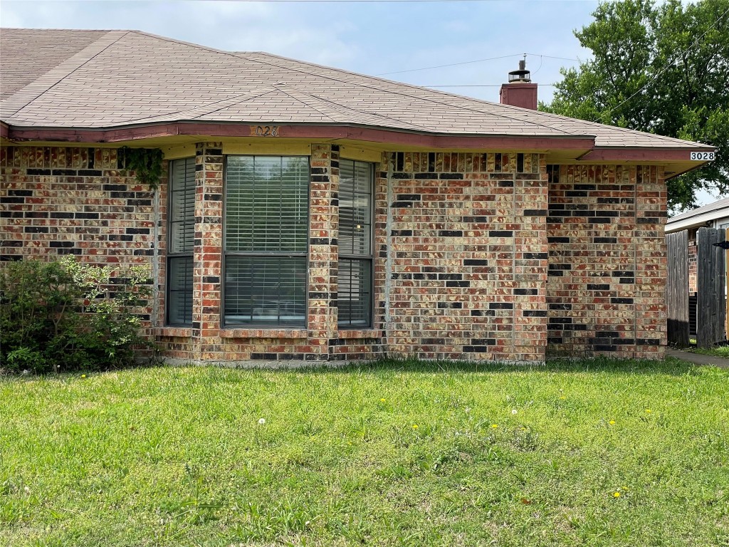 3028 Gregory Lane Grand Prairie TX 75052