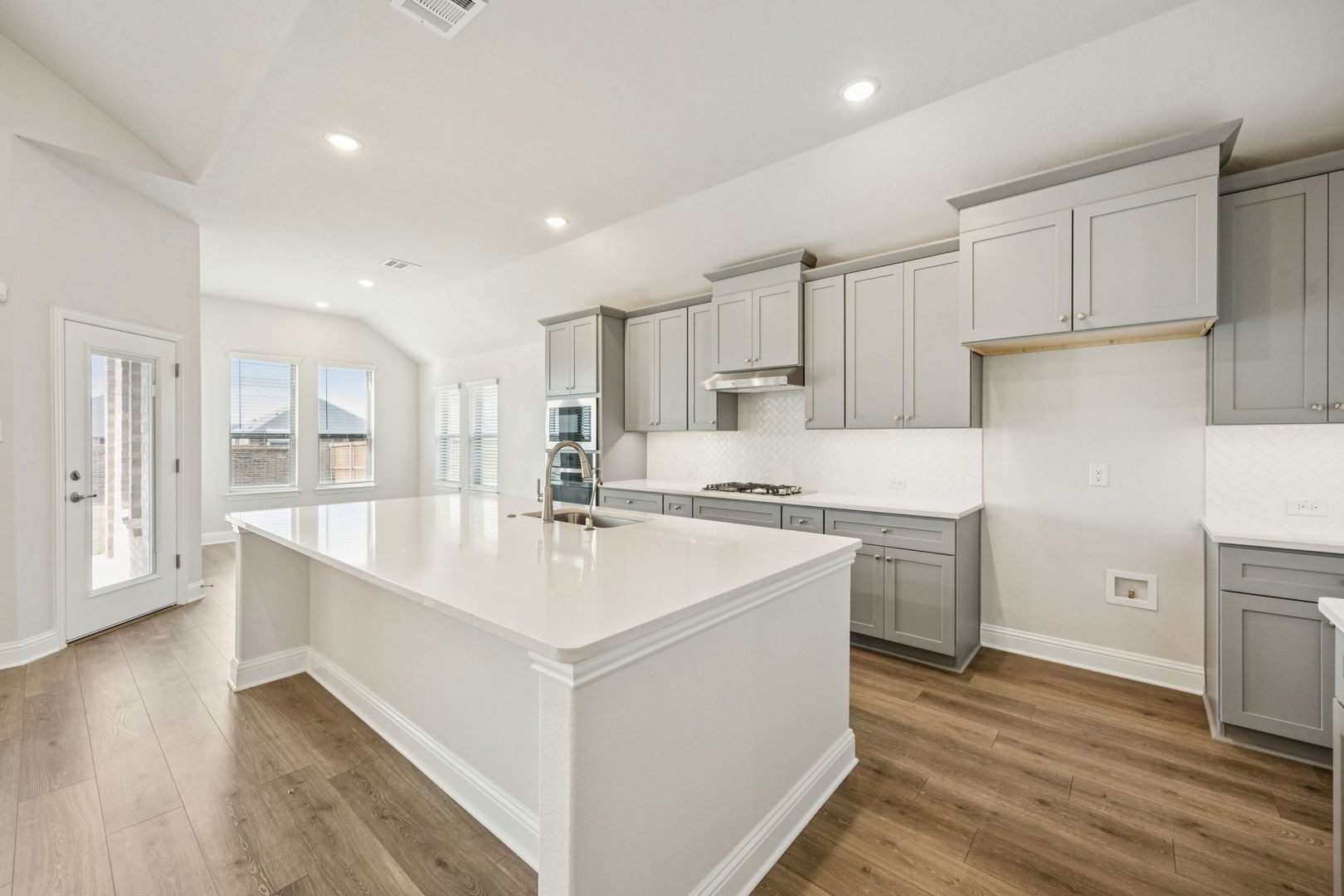 7717 Sheaves Trail Joshua TX 76058