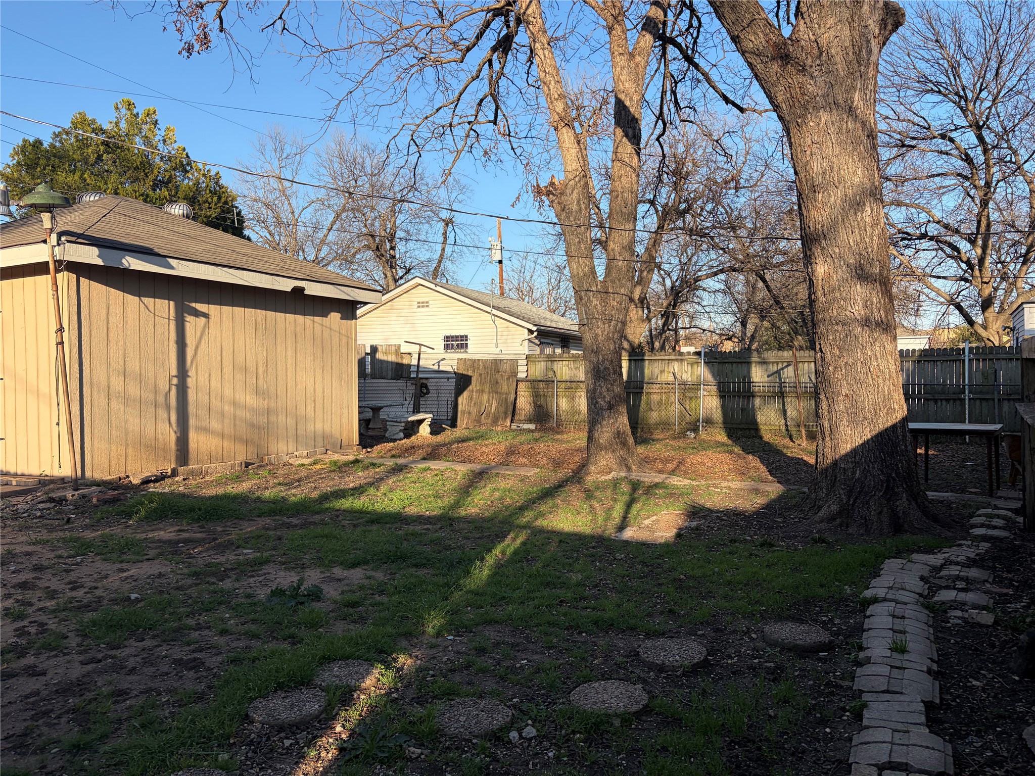 3013 Emmett Street Dallas TX 75211