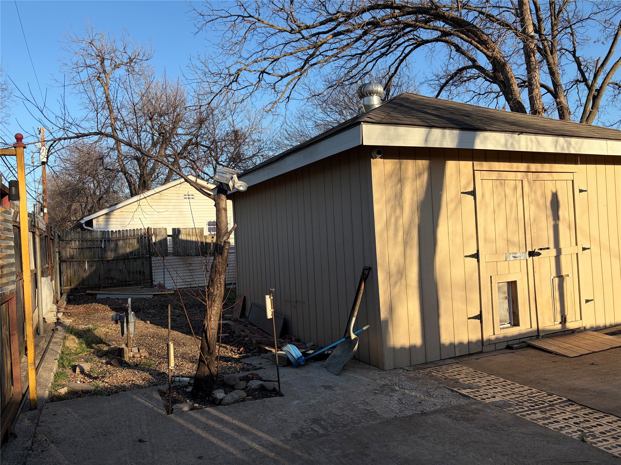 3013 Emmett Street Dallas TX 75211