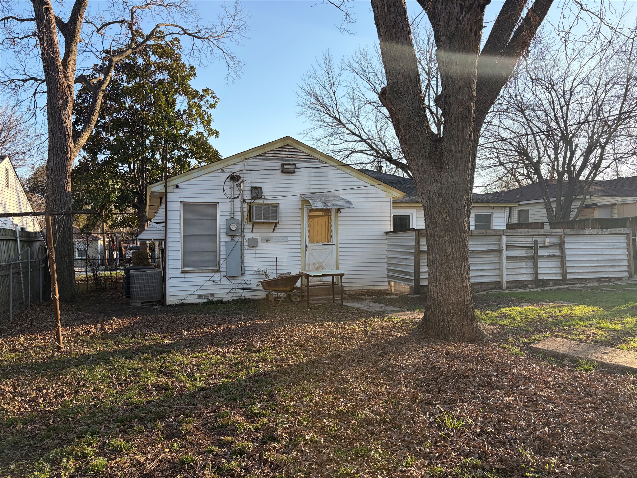 3013 Emmett Street Dallas TX 75211