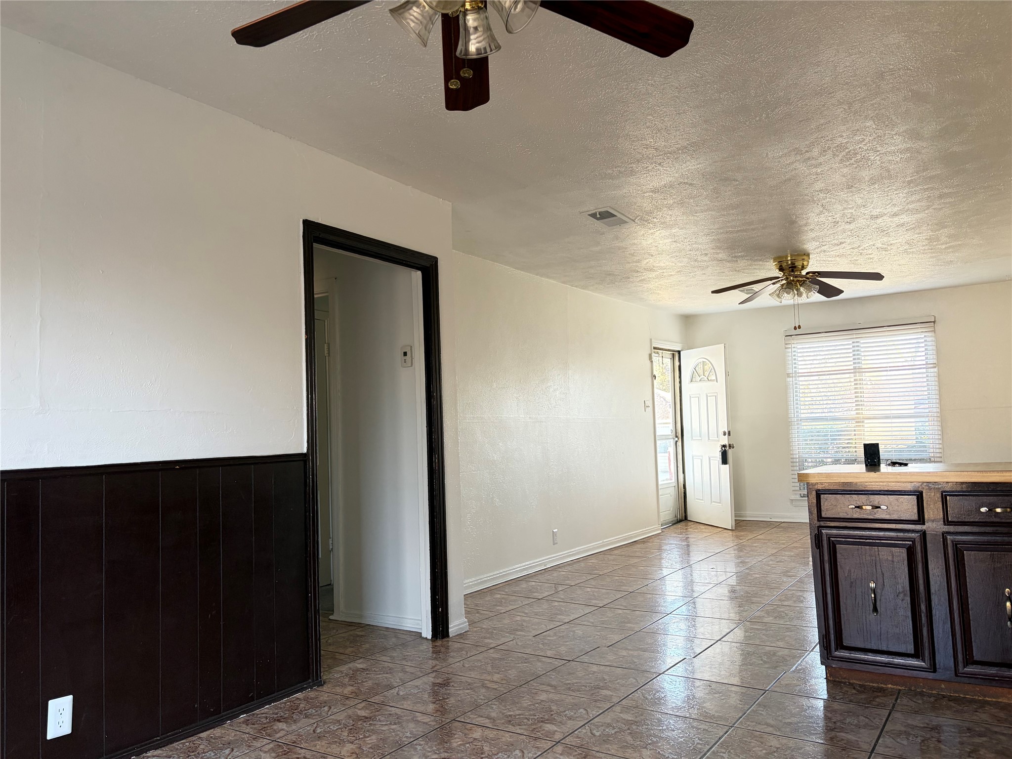 3013 Emmett Street Dallas TX 75211