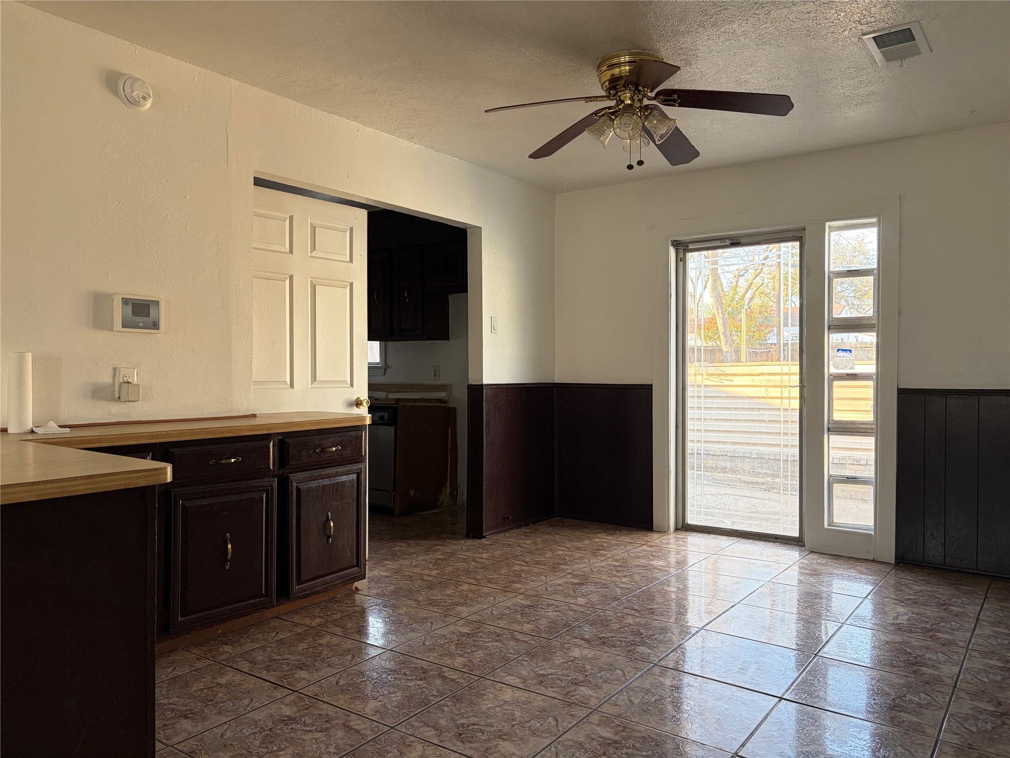 3013 Emmett Street Dallas TX 75211