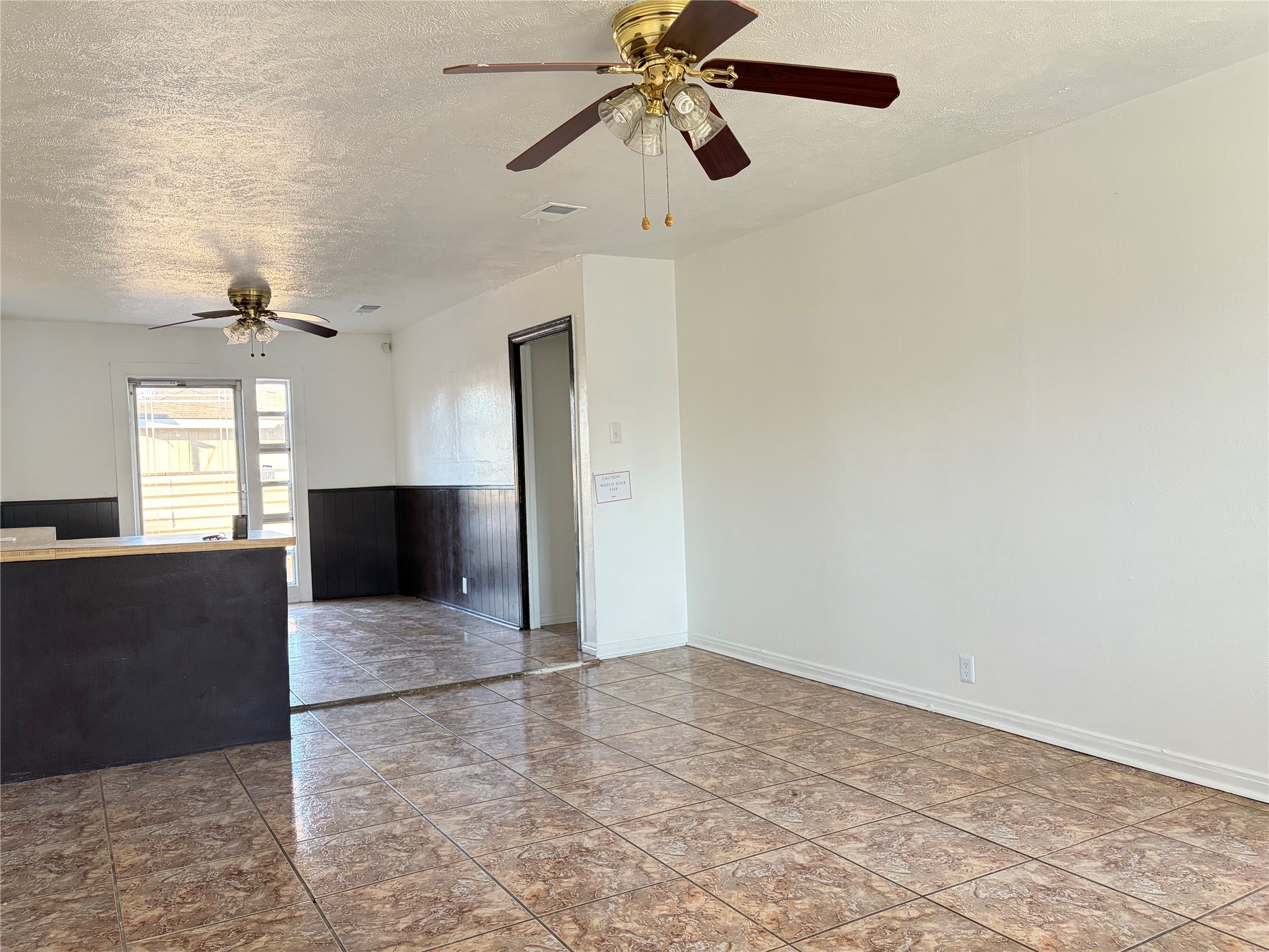 3013 Emmett Street Dallas TX 75211