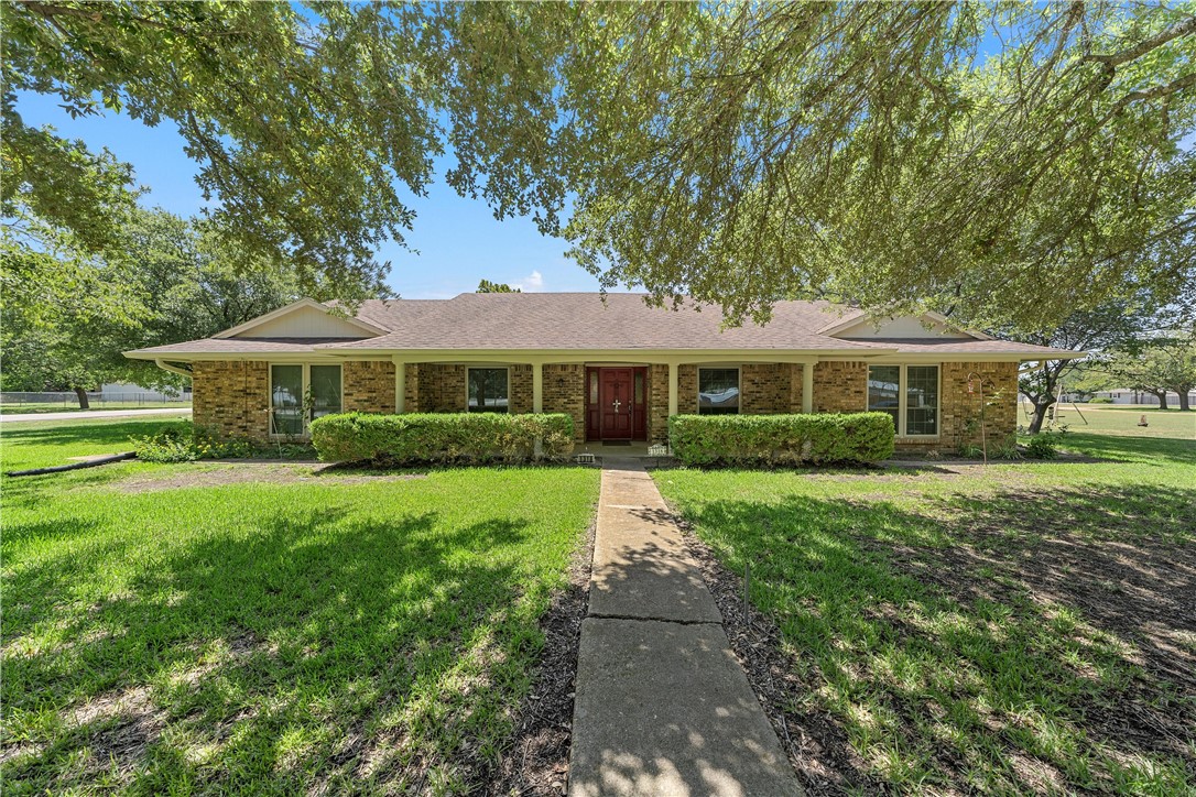 1318 E Limestone Avenue Mart TX 76664