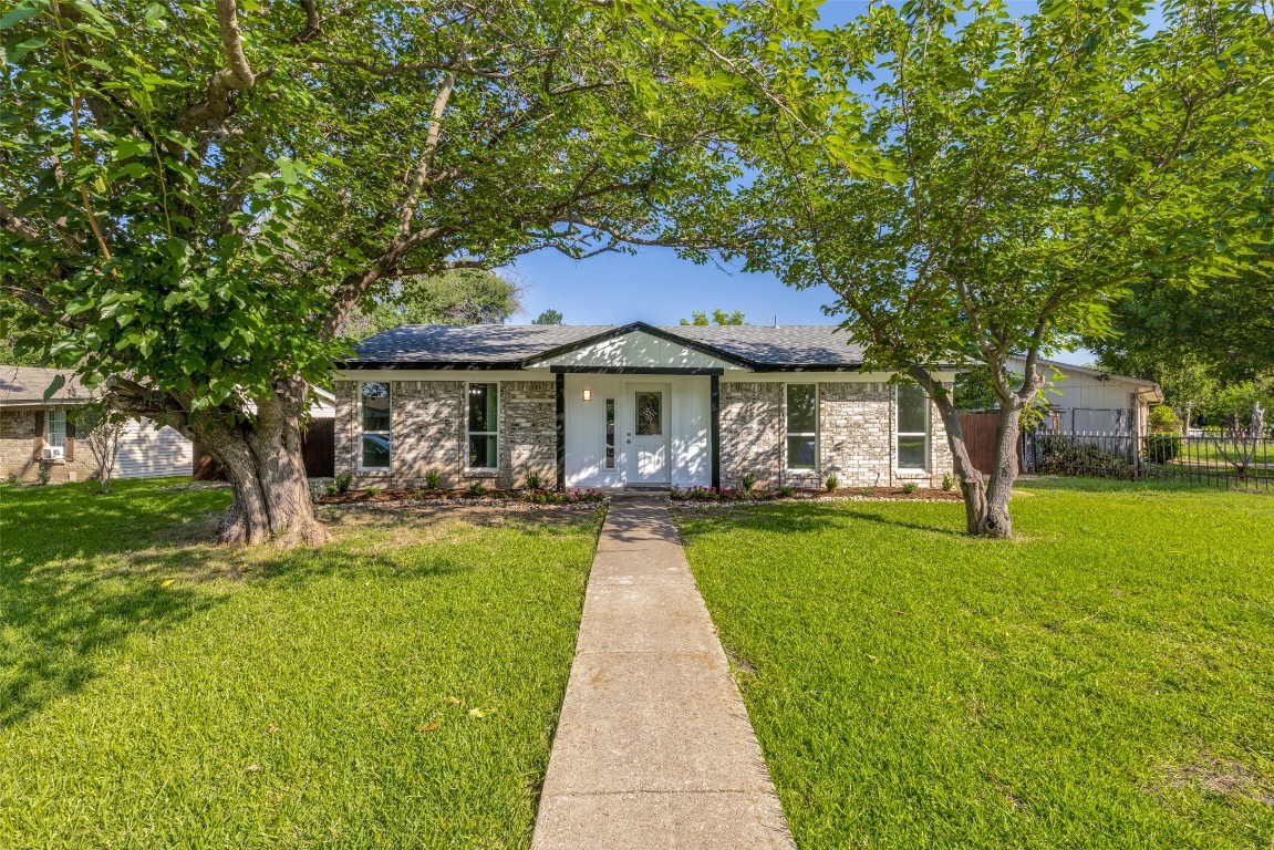 9671 Dale Glade Drive Dallas TX 75217
