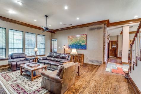 15516 Bay Point Drive Dallas TX 75248