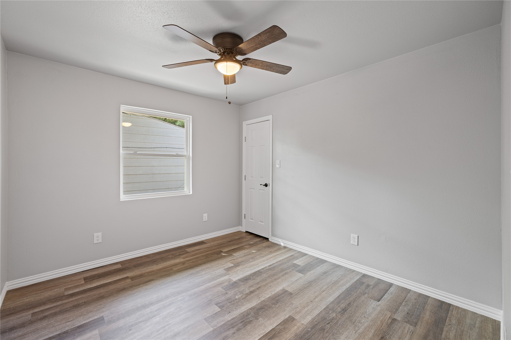 4738 Bedford Drive Mesquite TX 75150
