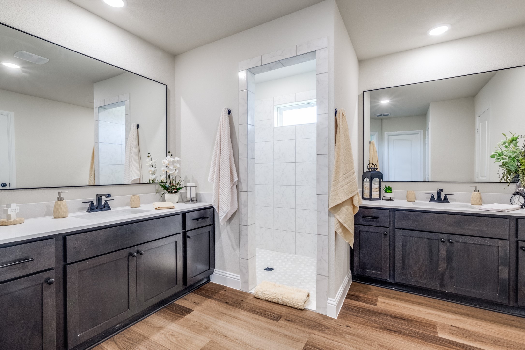 200 Clay Ranch Valley View TX 76272