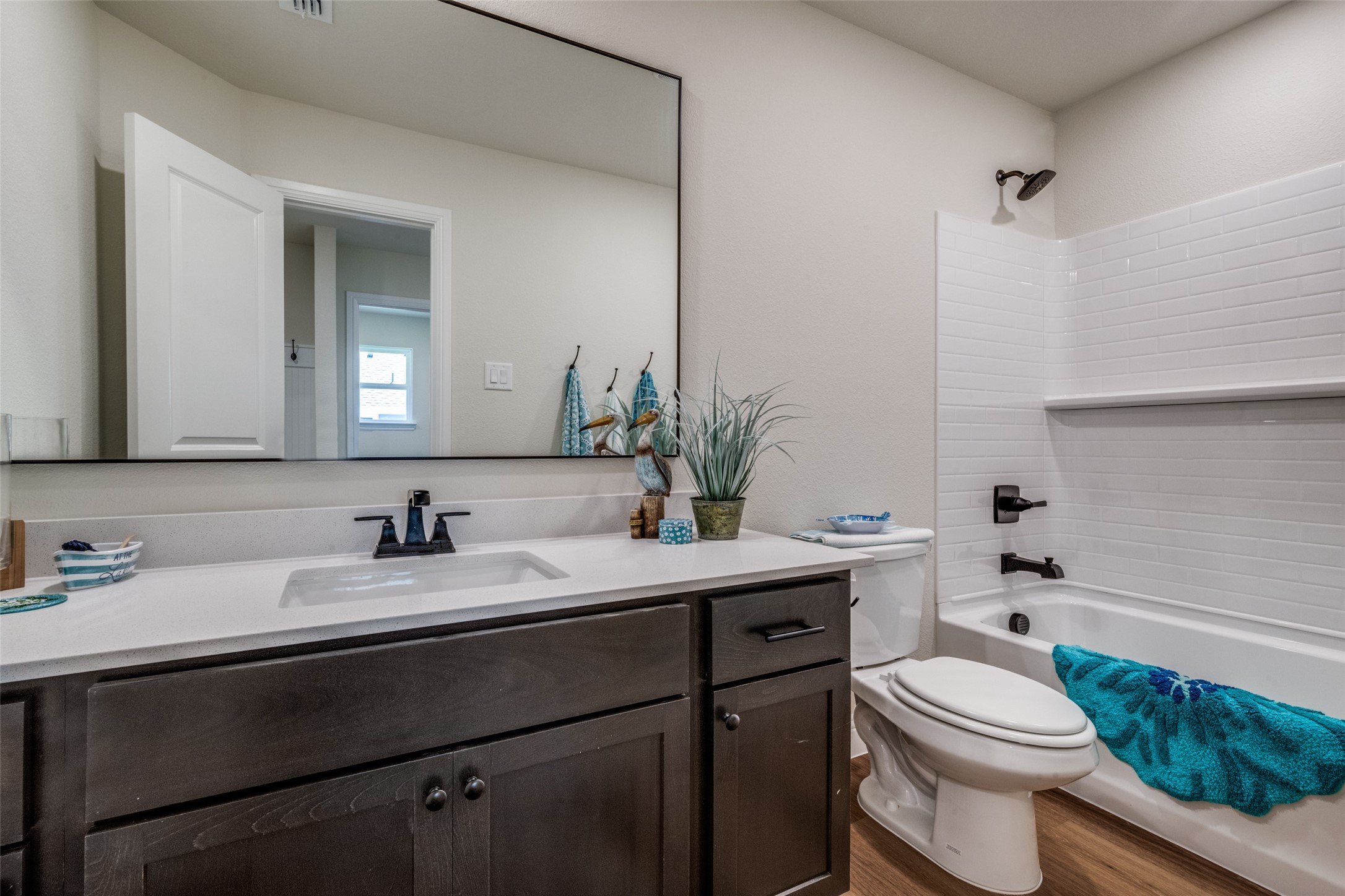 200 Clay Ranch Valley View TX 76272