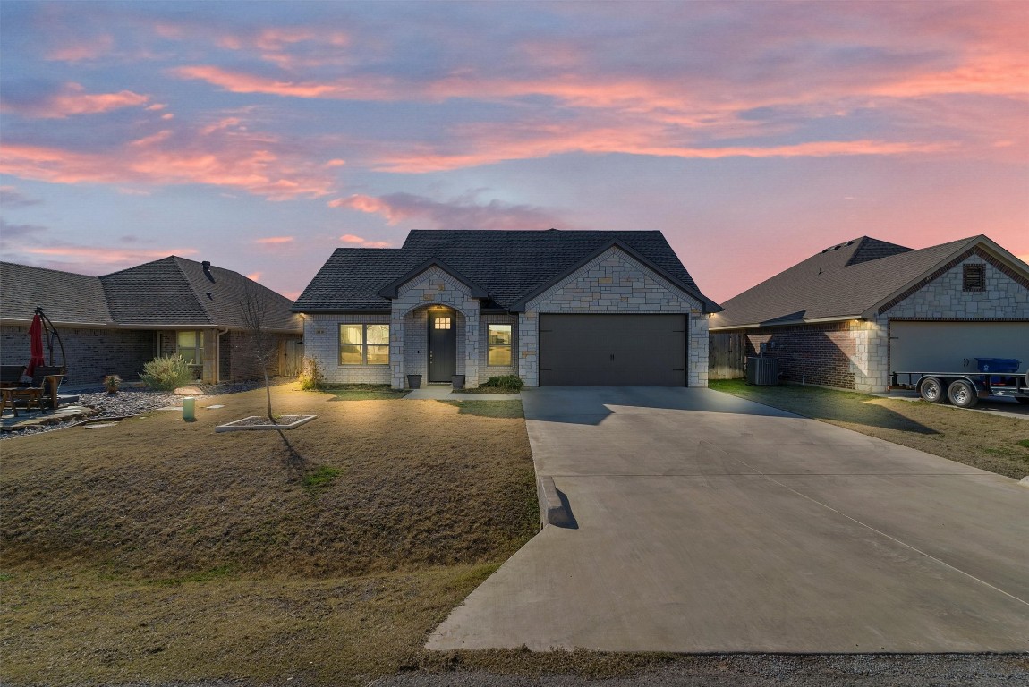3310 White Horse Drive Granbury TX 76049