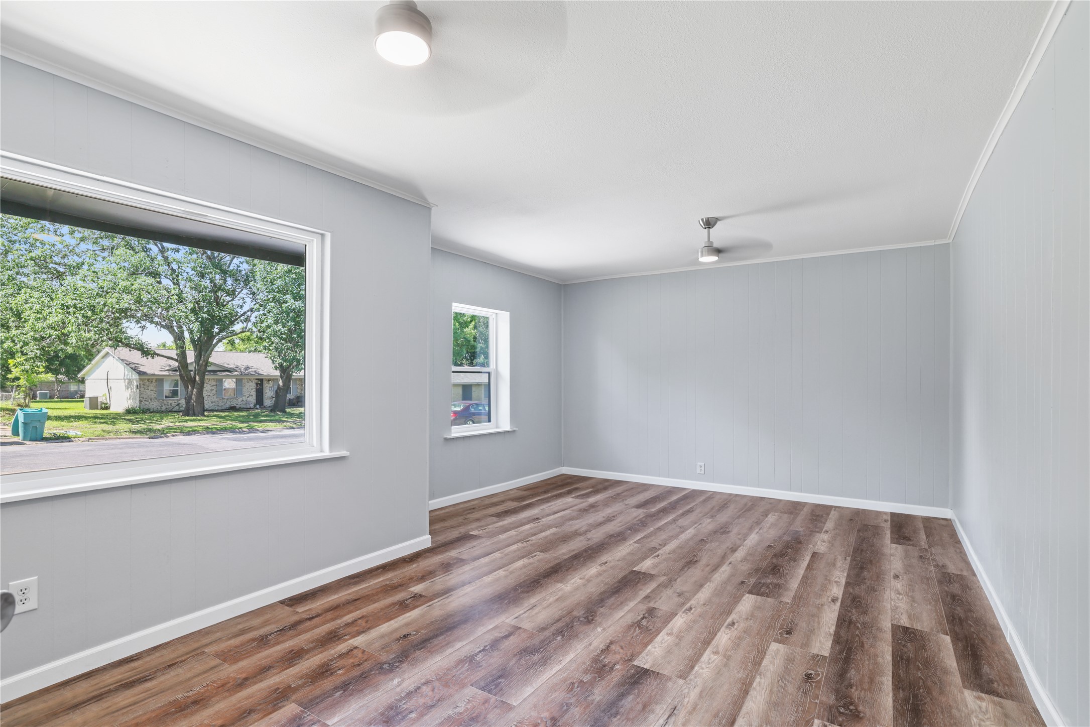 401 E Kansas Sherman TX 75090