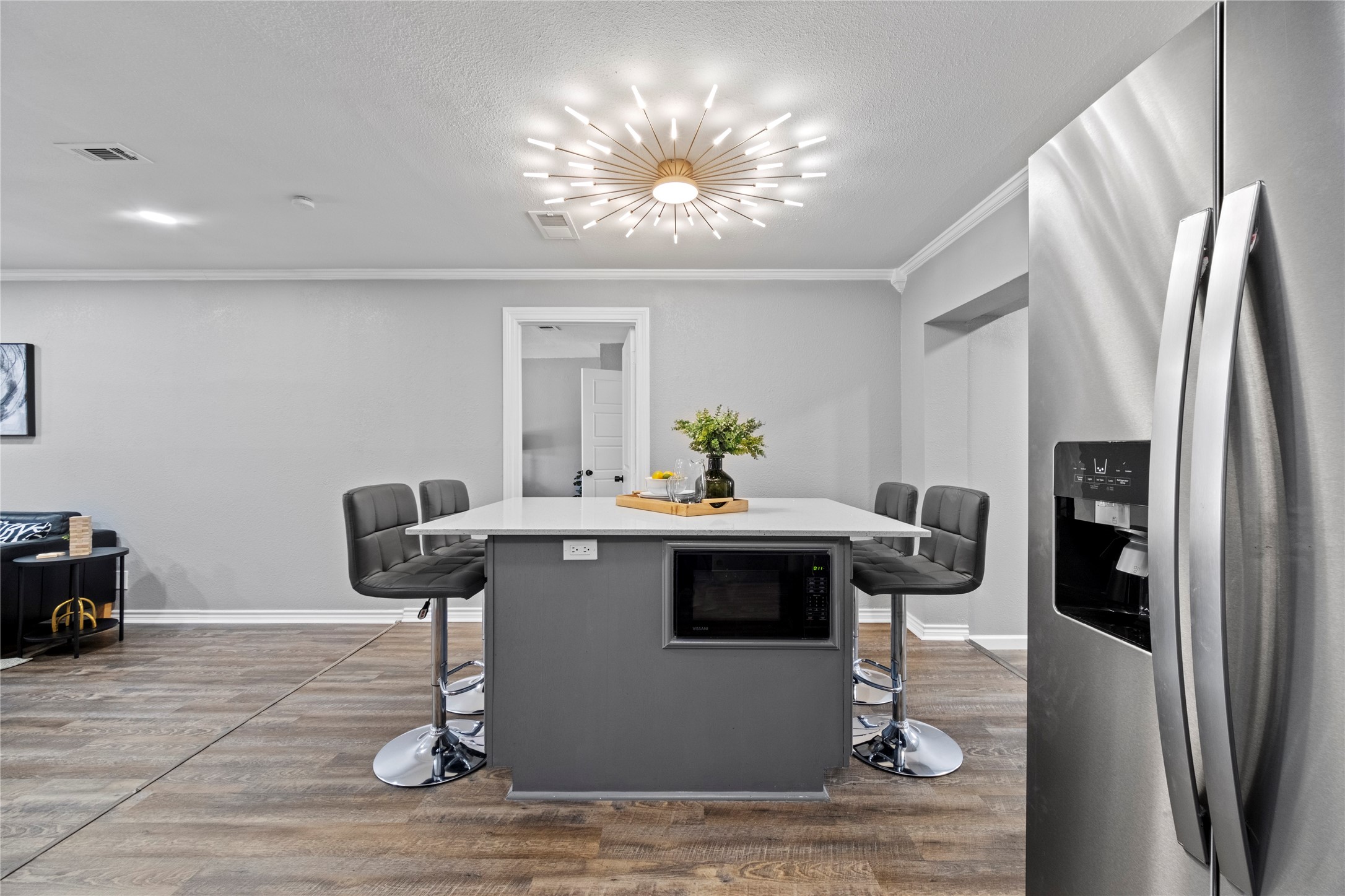 2707 Klondike Drive Dallas TX 75228