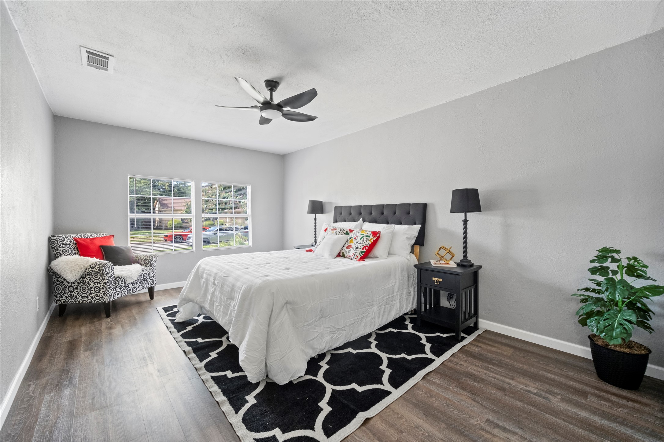 2707 Klondike Drive Dallas TX 75228