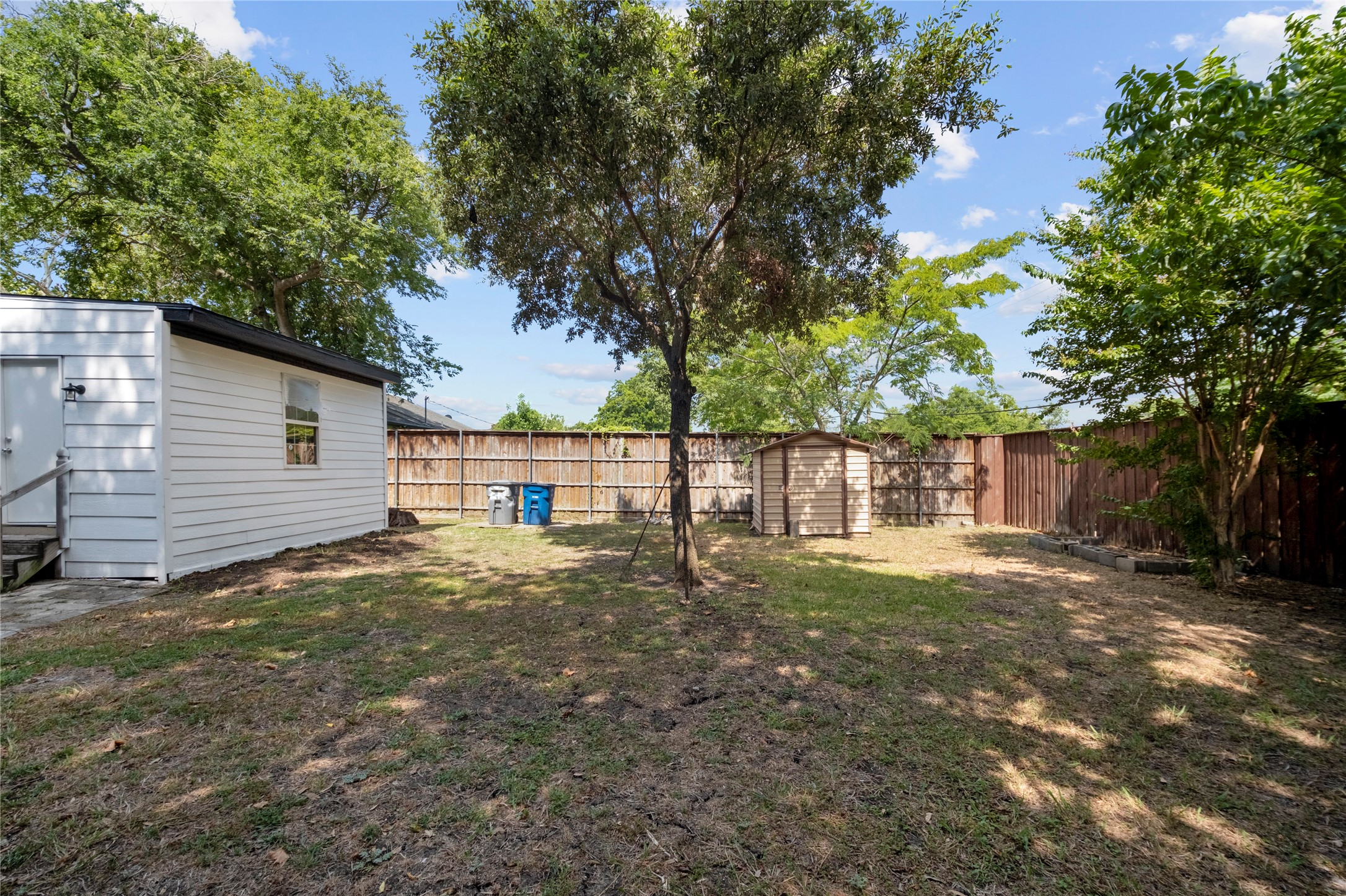 2707 Klondike Drive Dallas TX 75228