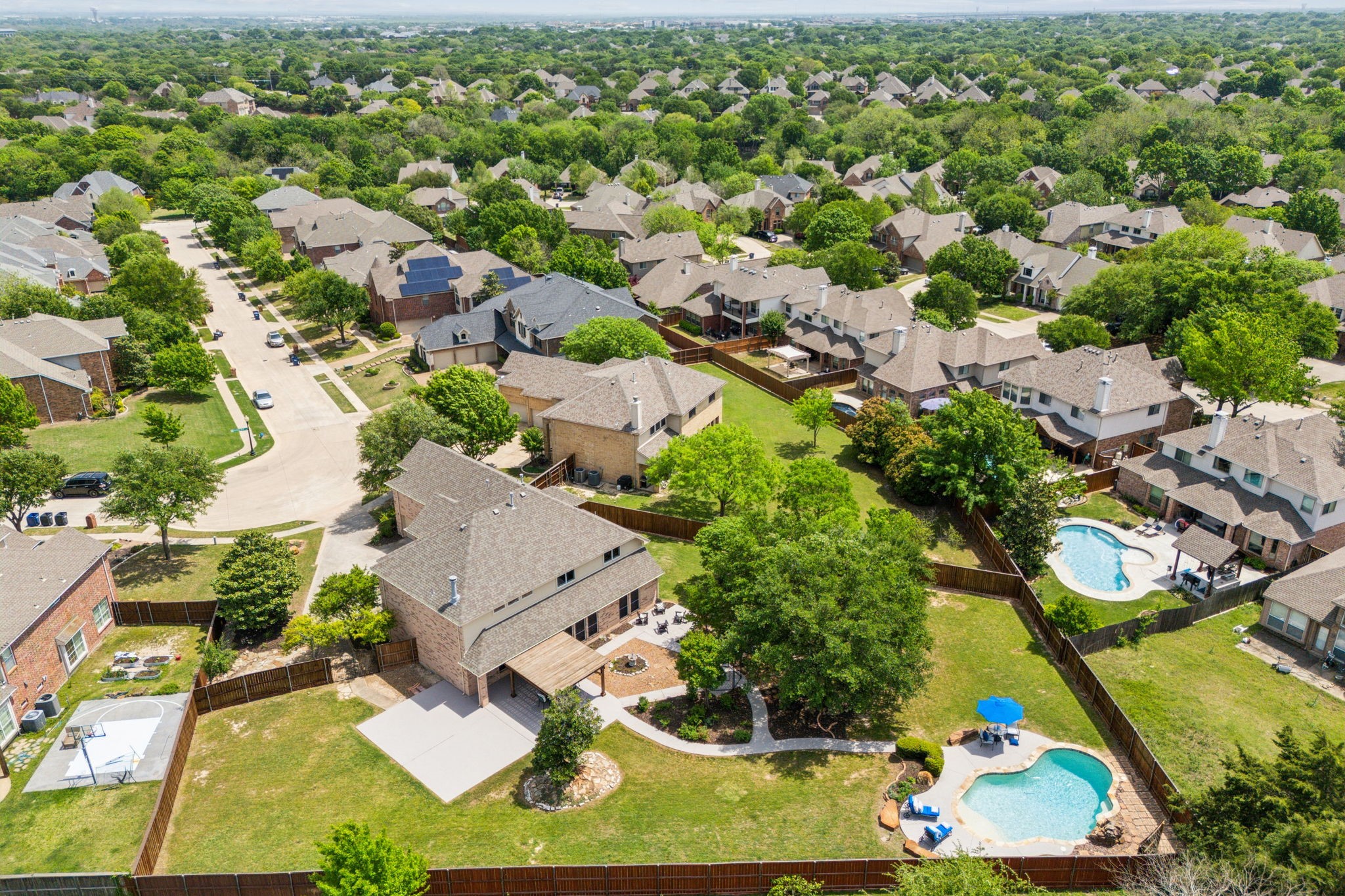 1616 Hastings Bluff Mckinney TX 75072