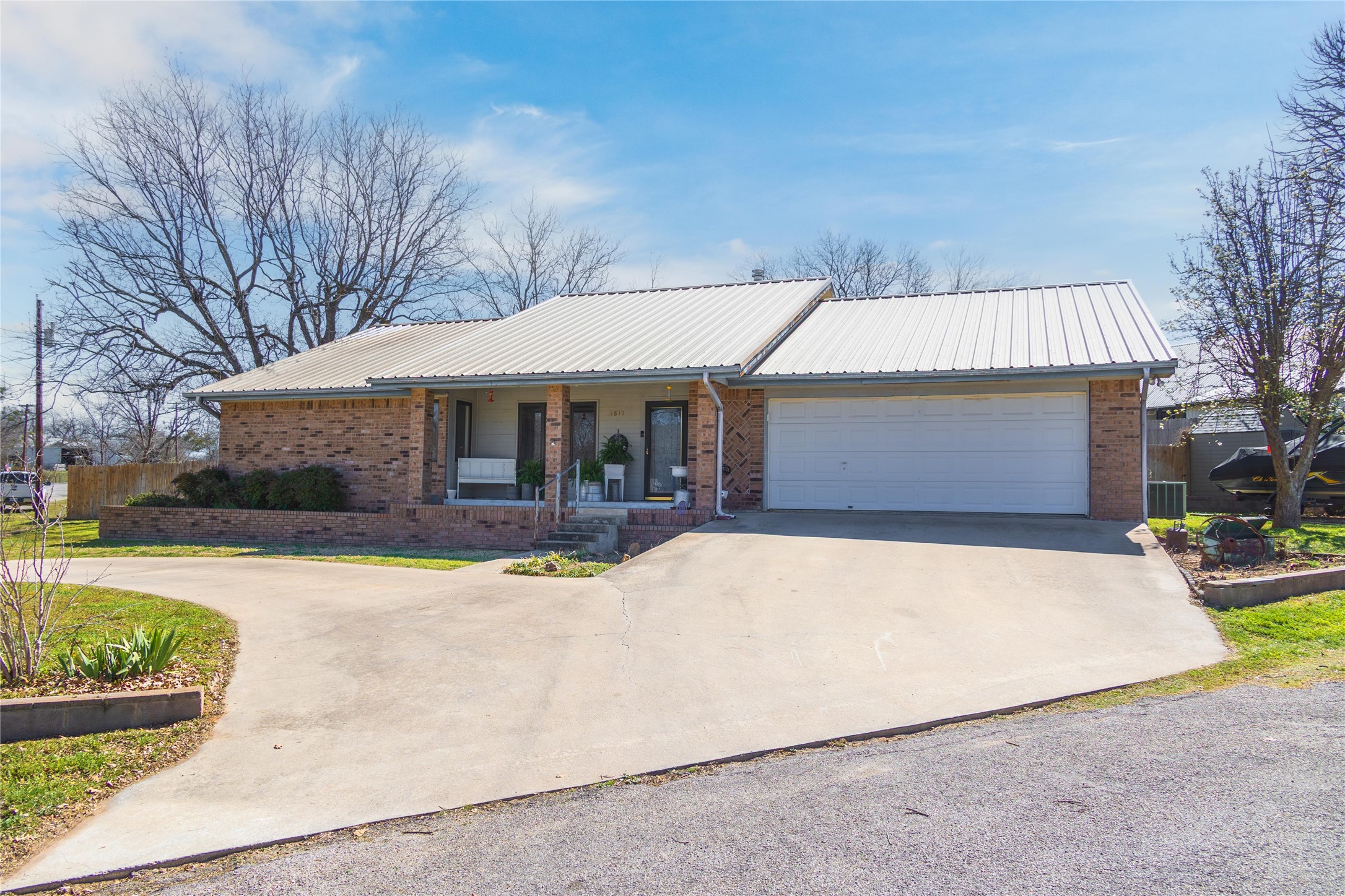 1811 Saylor Street Goldthwaite TX 76844