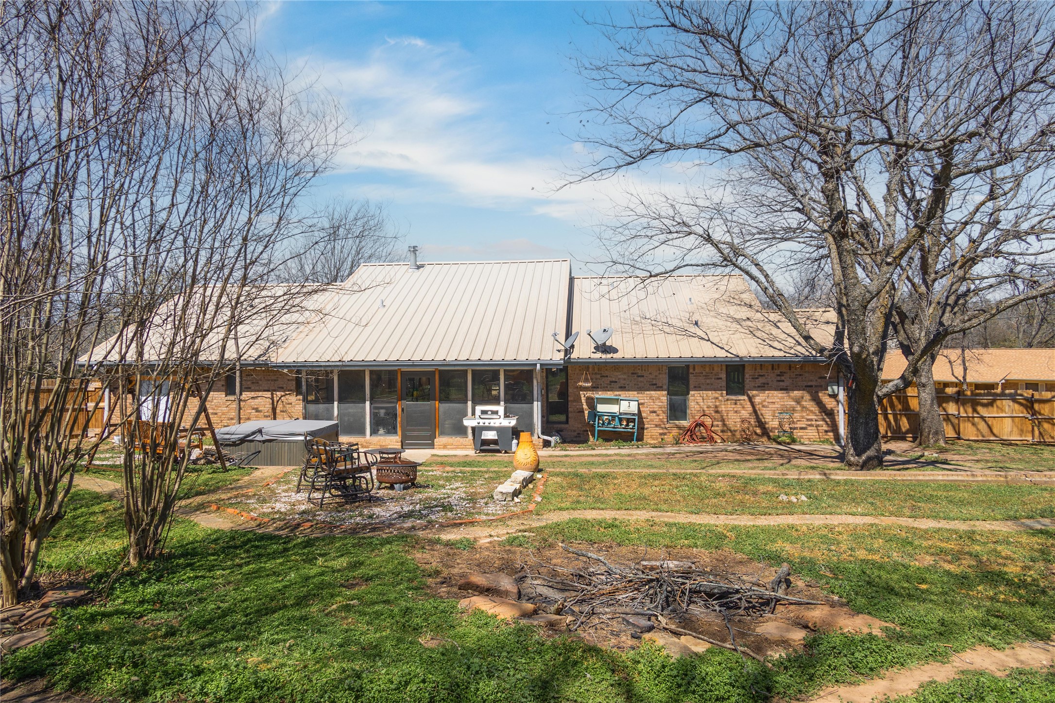 1811 Saylor Street Goldthwaite TX 76844