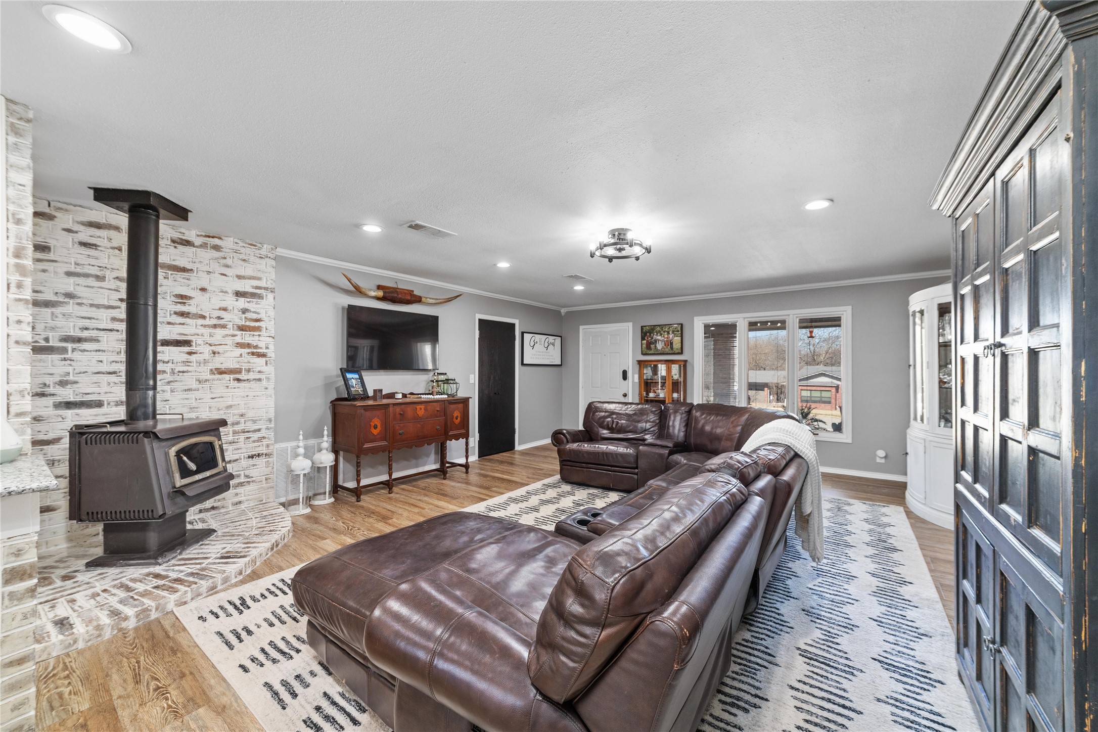 1811 Saylor Street Goldthwaite TX 76844