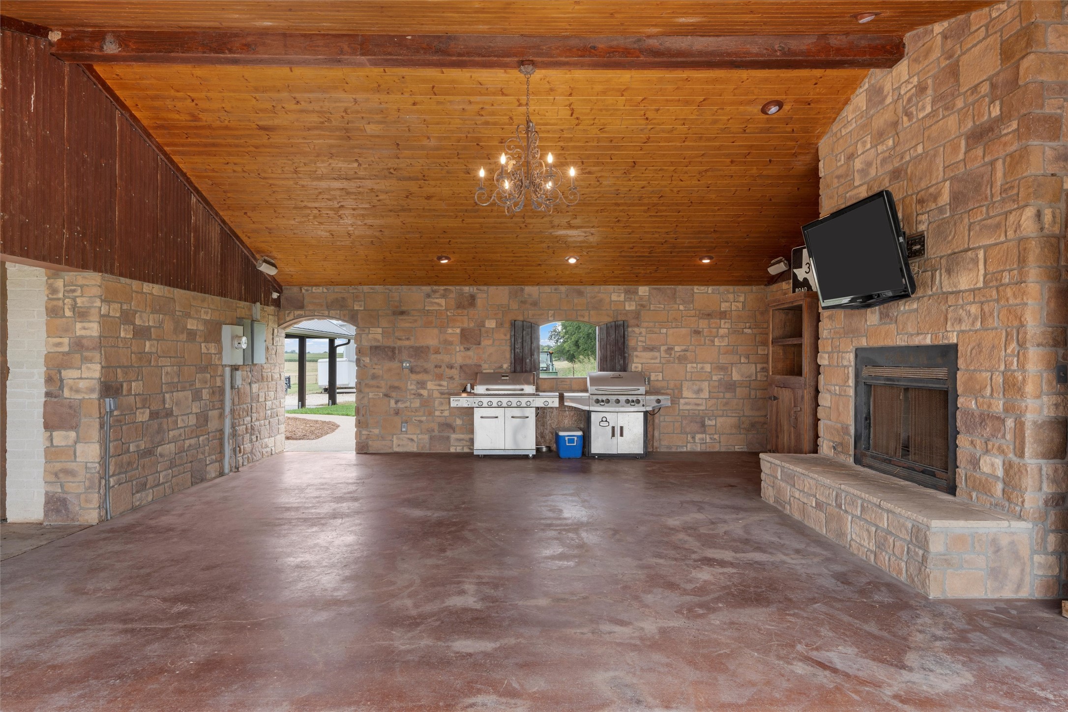 3057 Holy Road Abbott TX 76621