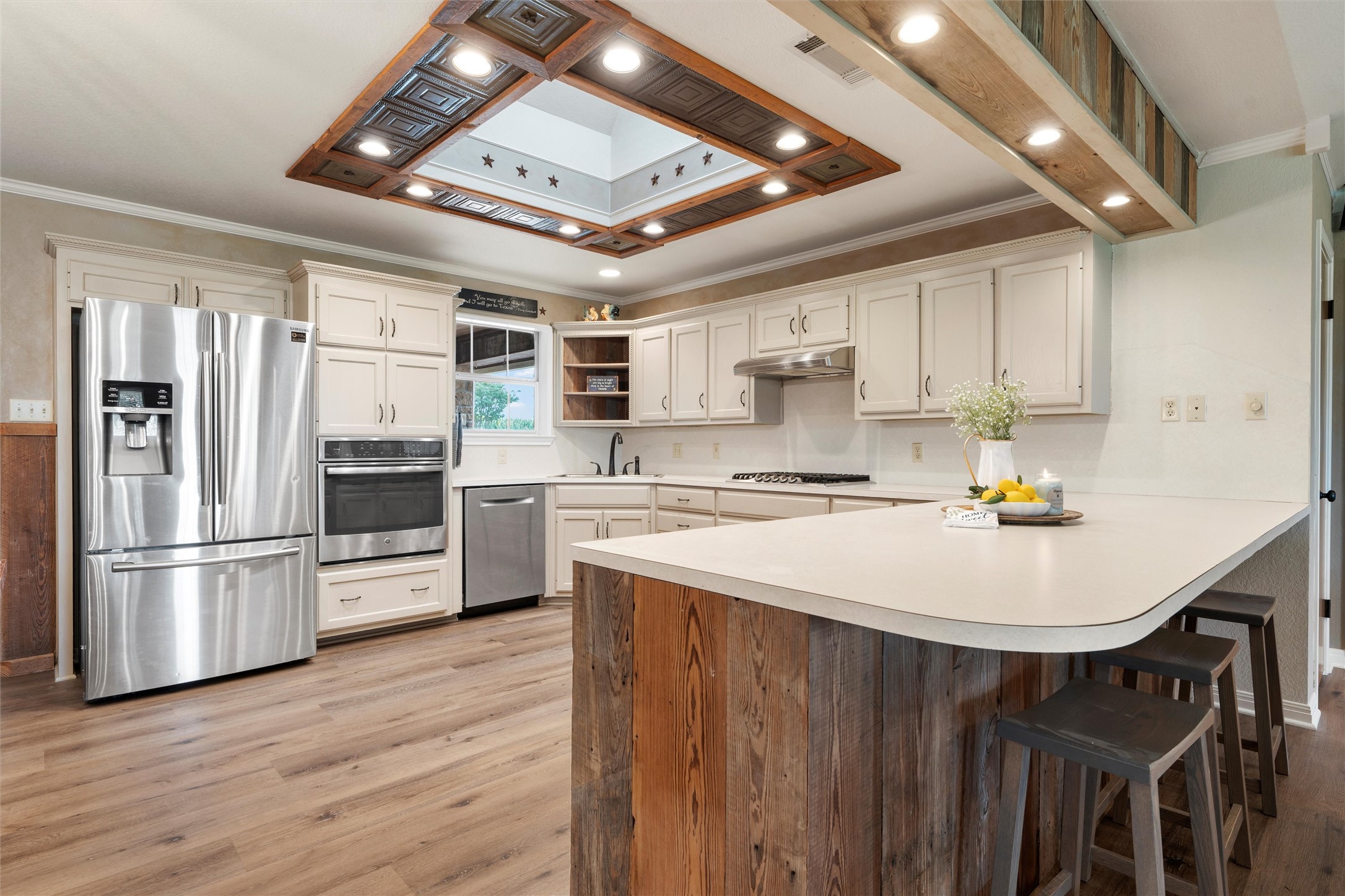 3057 Holy Road Abbott TX 76621