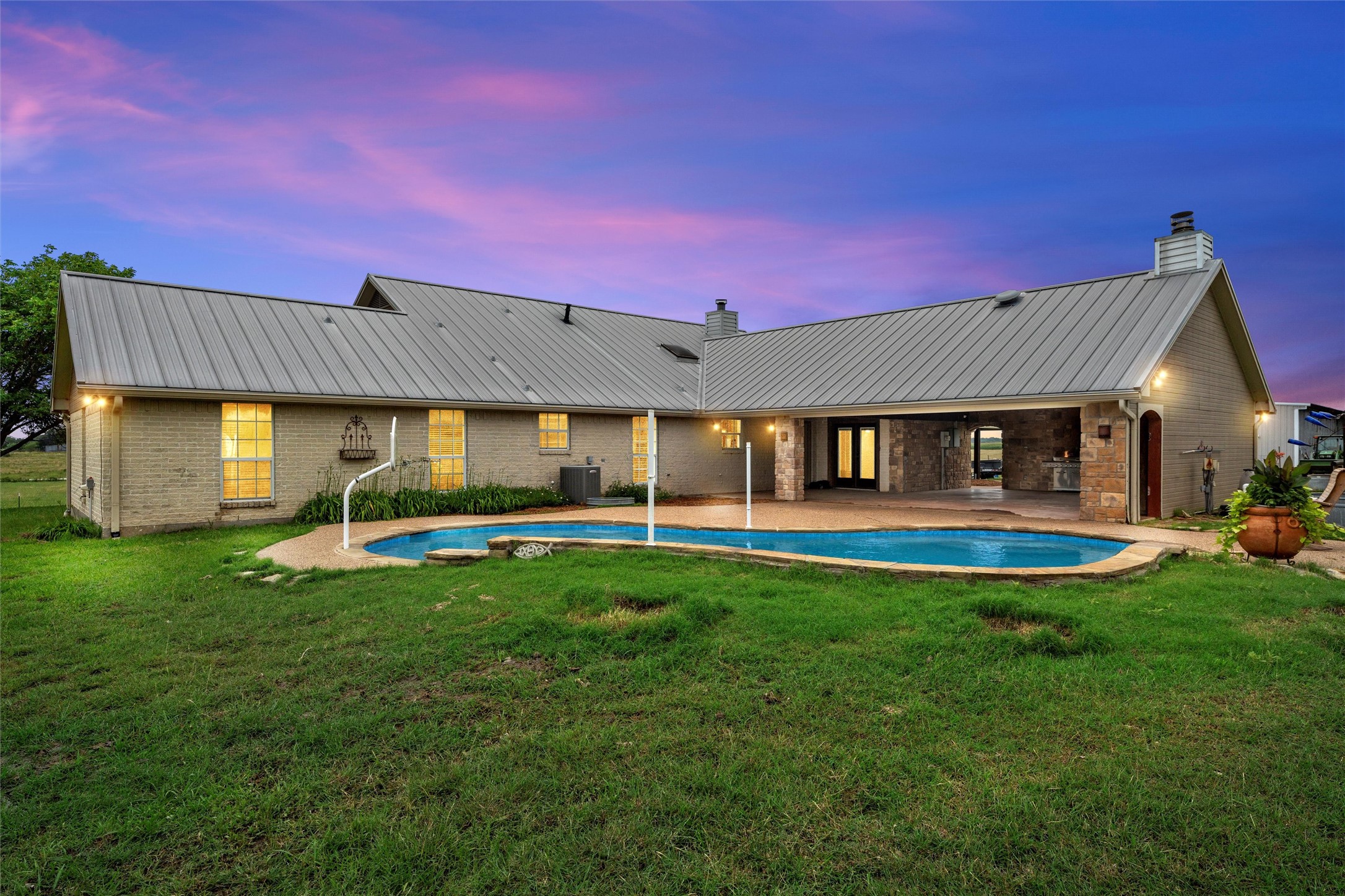 3057 Holy Road Abbott TX 76621