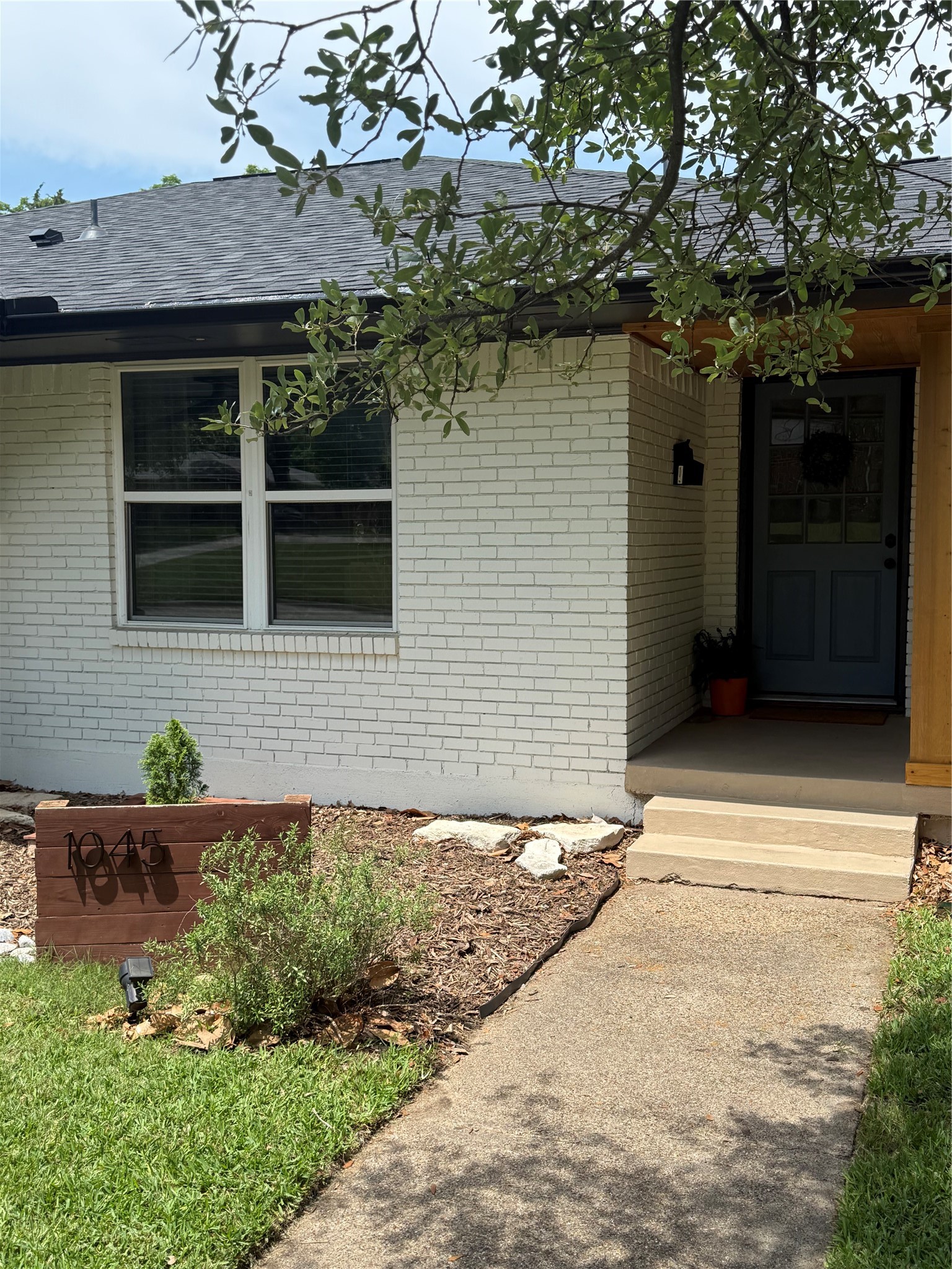 1045 Majors Drive Mesquite TX 75149