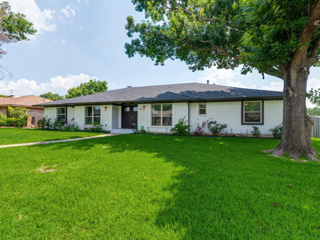 7426 Chattington Drive Dallas TX 75248