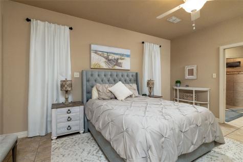 131 Lakeview Drive Runaway Bay TX 76426