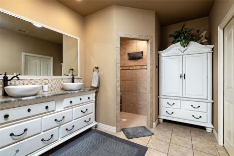 131 Lakeview Drive Runaway Bay TX 76426