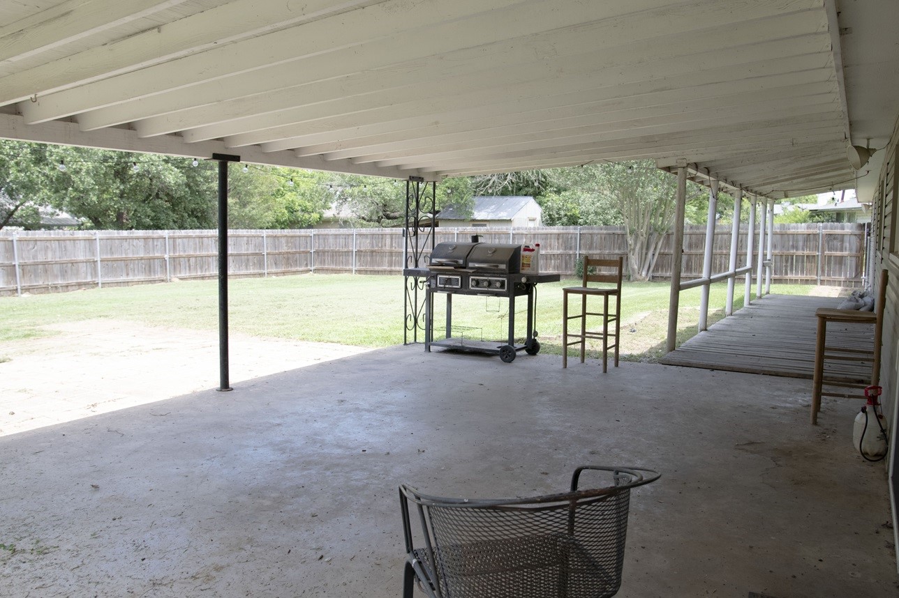 918 S Varella Street Mexia TX 76667
