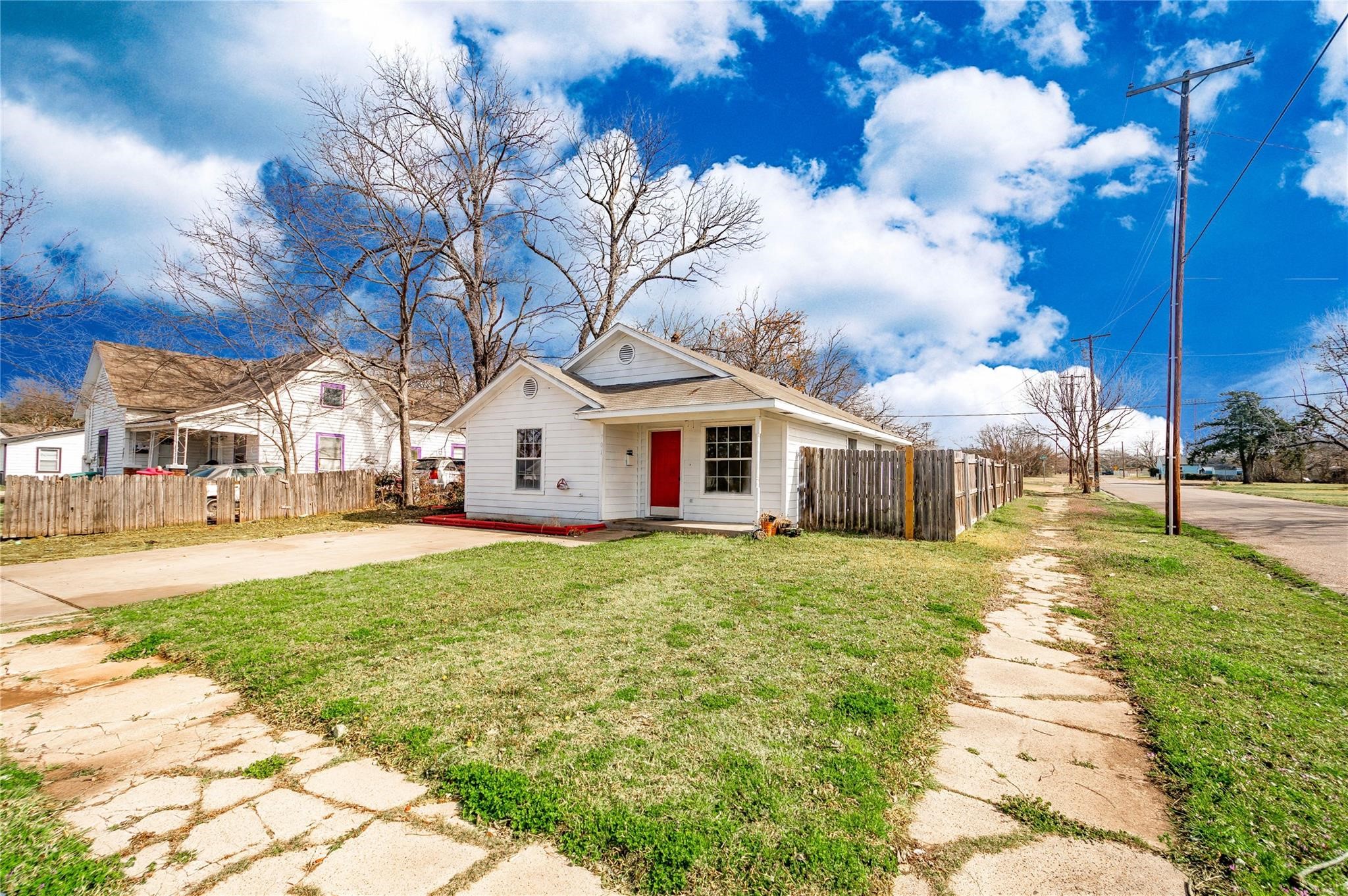 701 E College Street Sherman TX 75090
