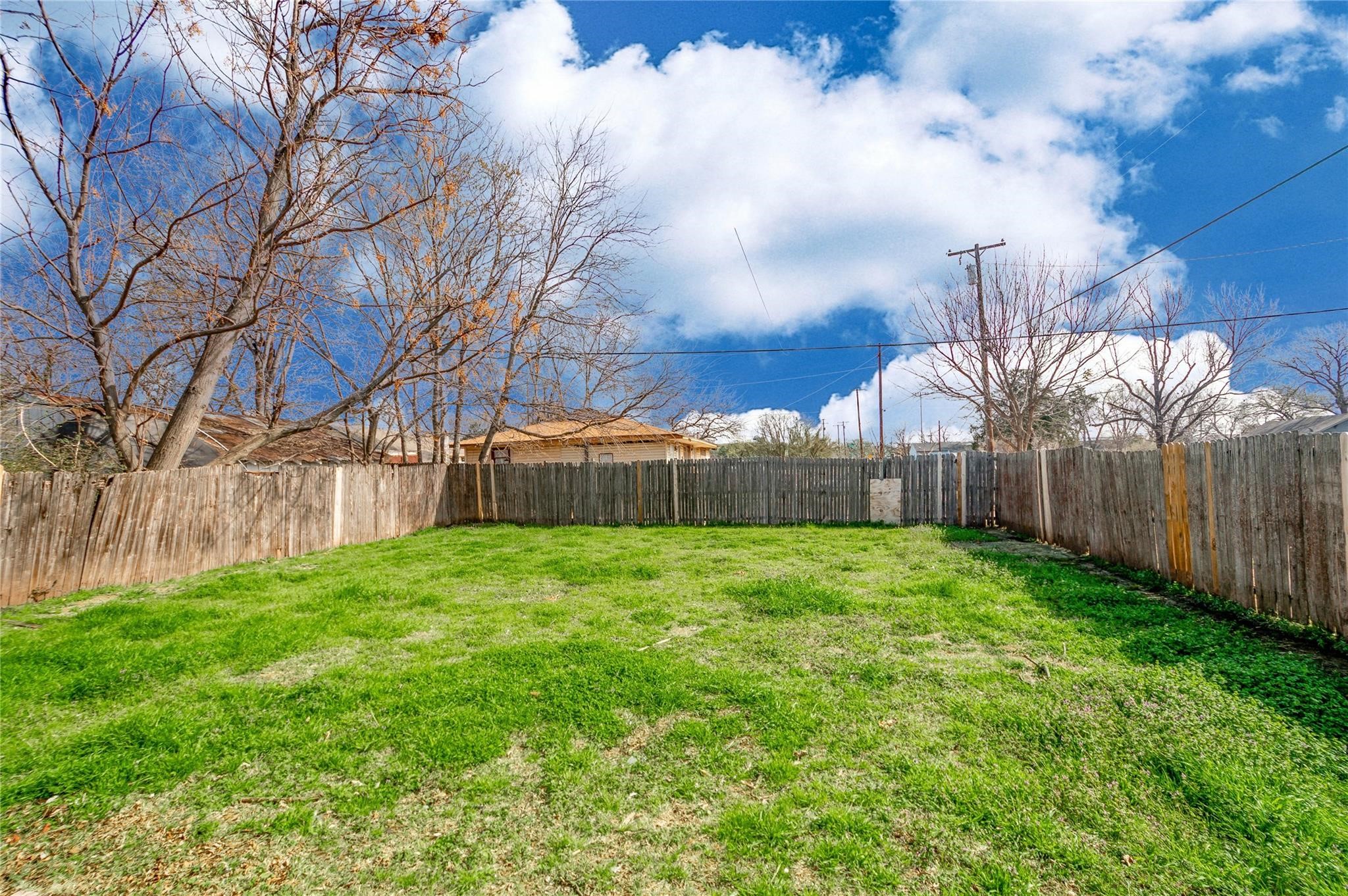 701 E College Street Sherman TX 75090