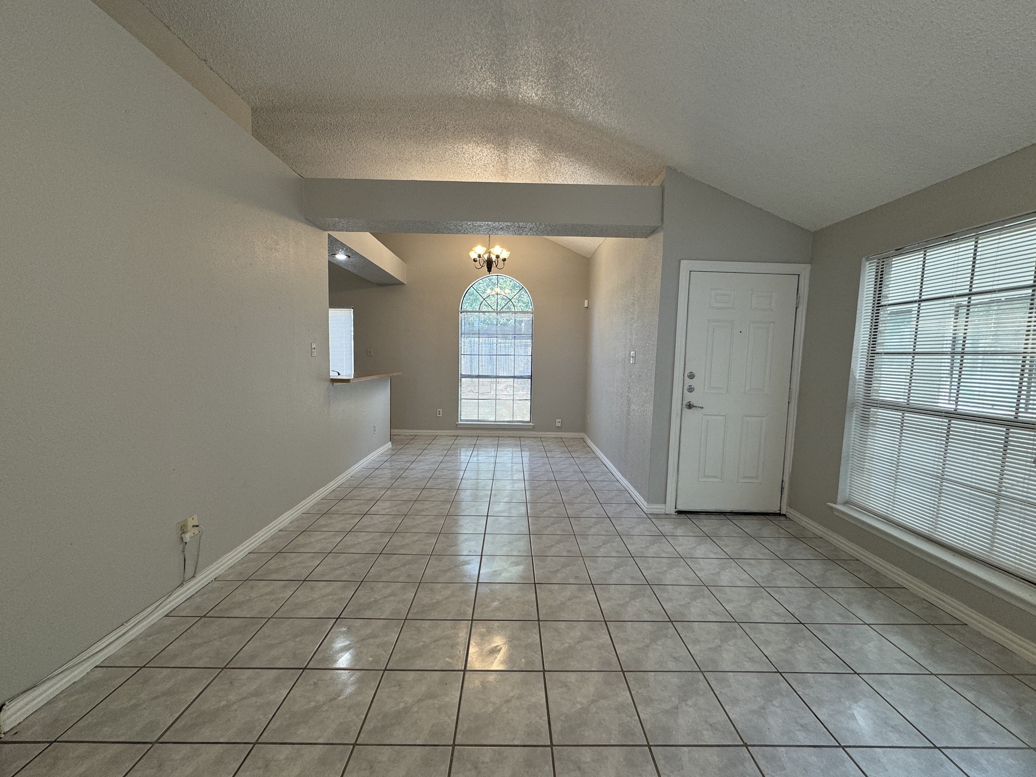 6511 Devine Drive Arlington TX 76001