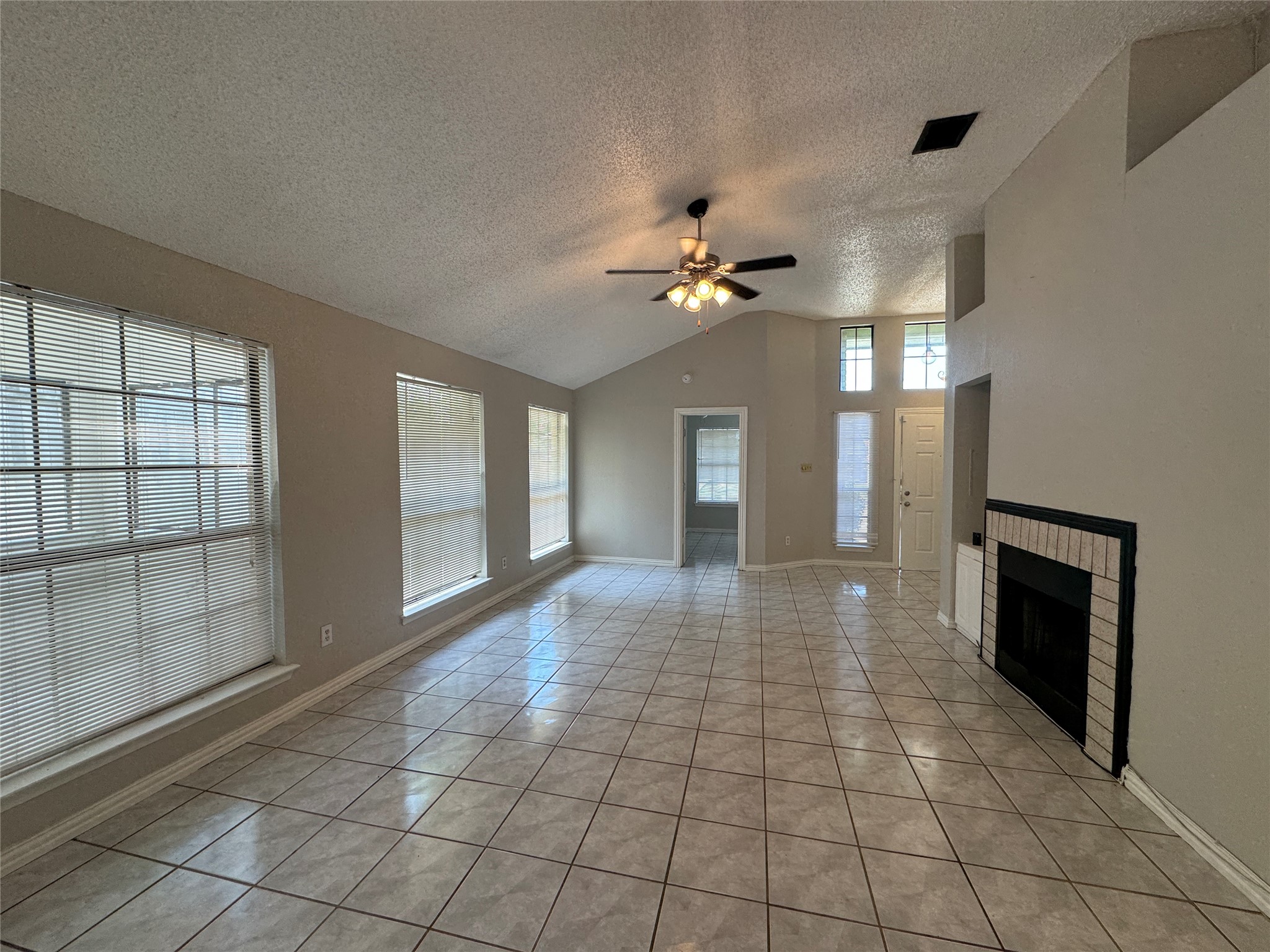 6511 Devine Drive Arlington TX 76001