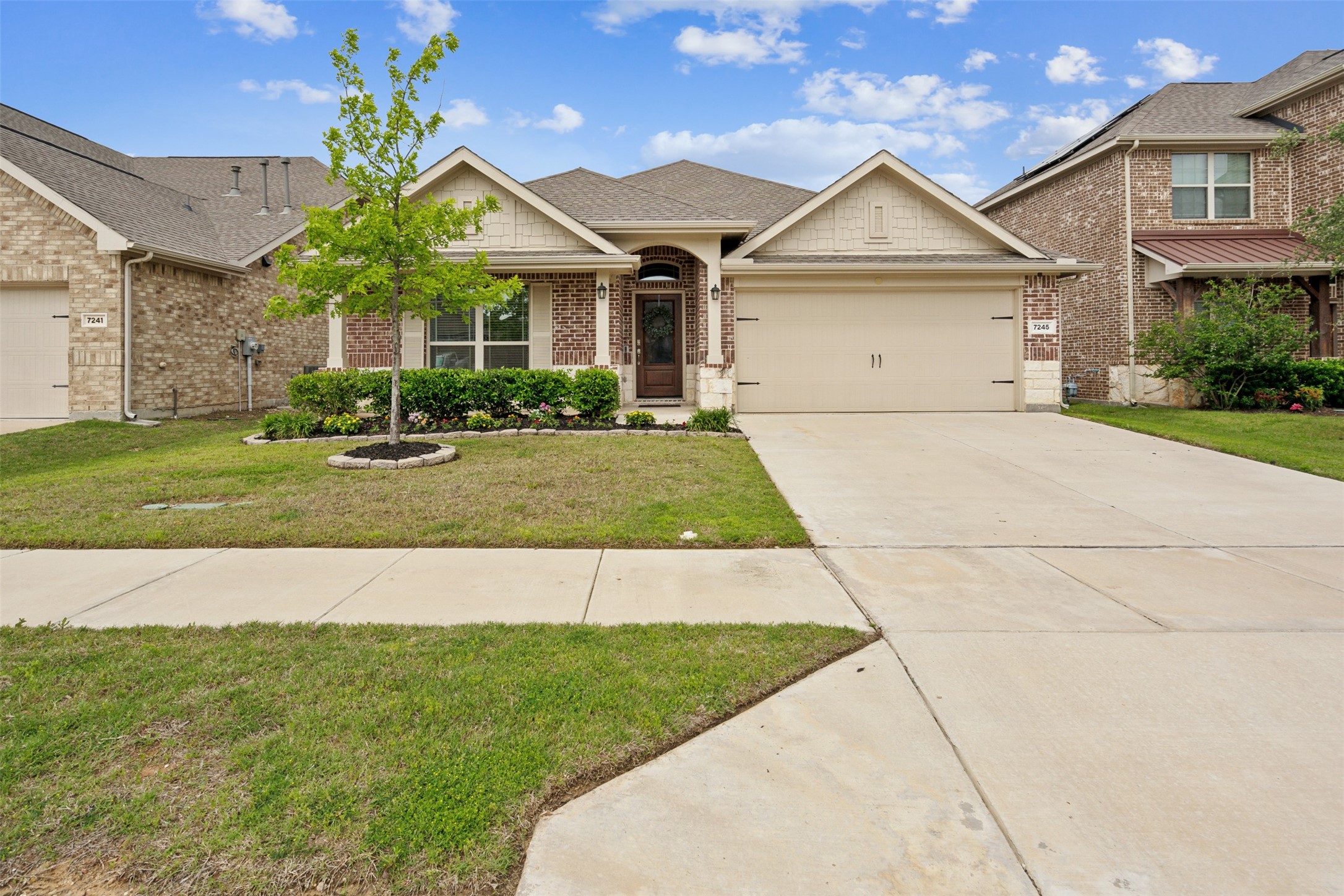7245 Laguna Del Campo Trail Fort Worth TX 76131
