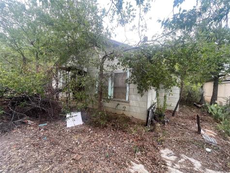210 & 212 W 2nd Street Breckenridge TX 76424