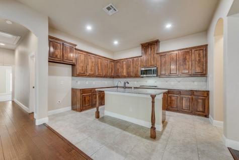 1400 Lauren Creek Lane Mckinney TX 75072