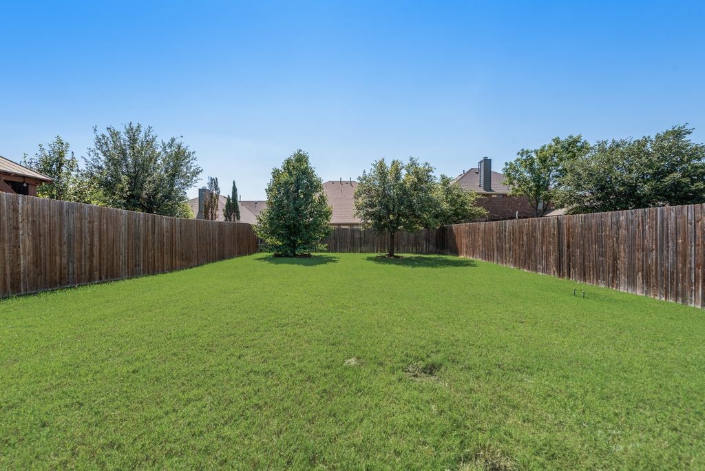 1400 Lauren Creek Lane Mckinney TX 75072