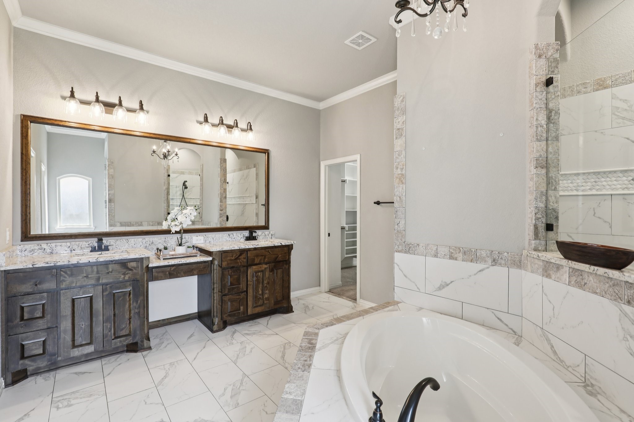 1020 Jesse James Lane Springtown TX 76082
