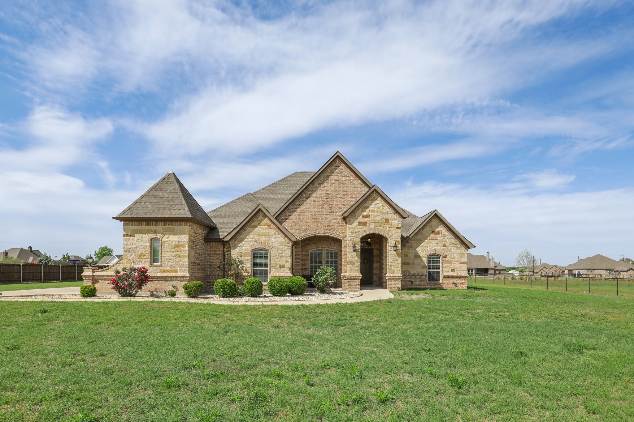 1020 Jesse James Lane Springtown TX 76082