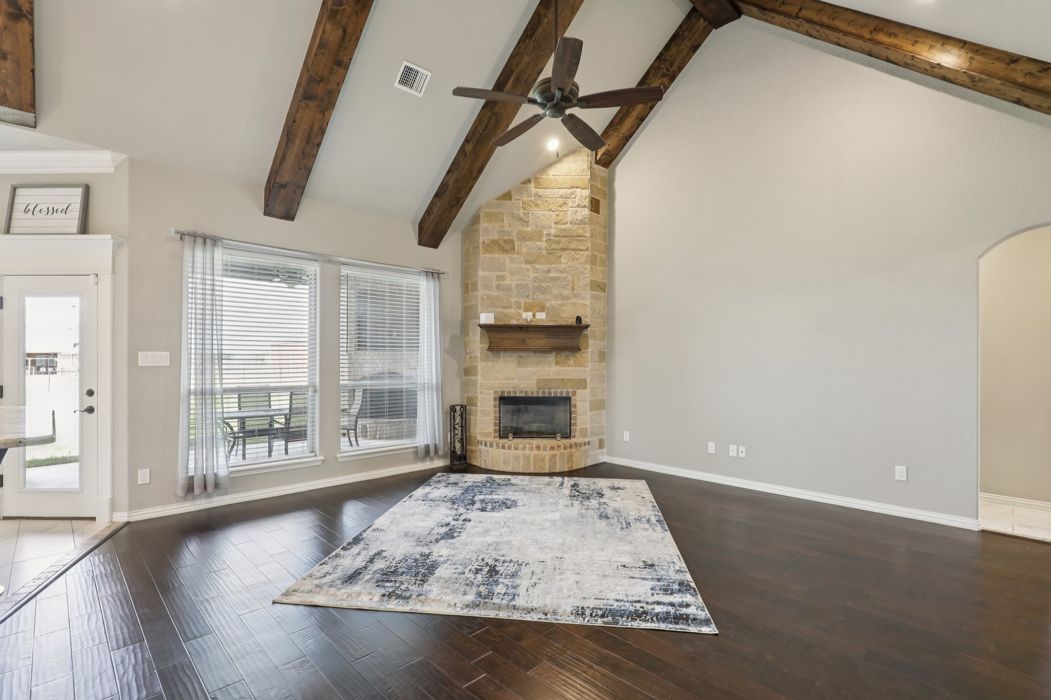 1020 Jesse James Lane Springtown TX 76082
