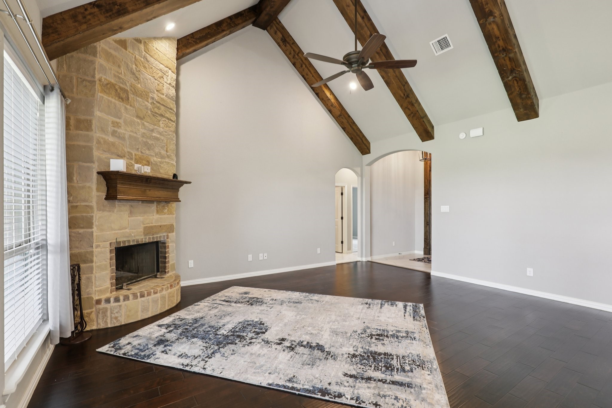 1020 Jesse James Lane Springtown TX 76082