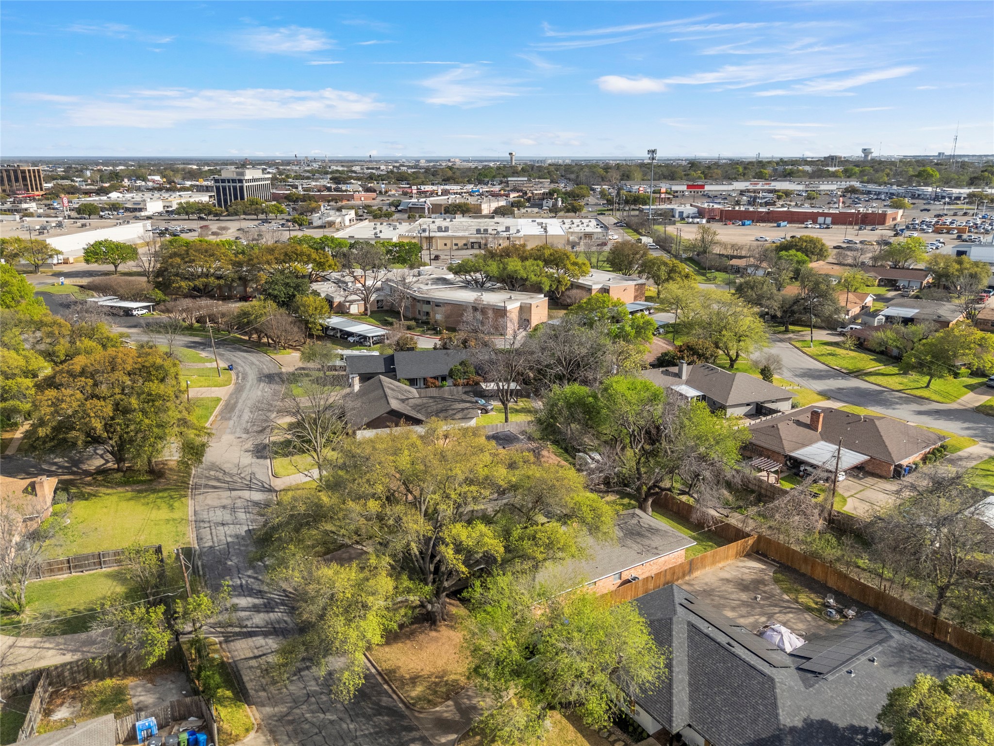 1712 Laurel Lake Drive Waco TX 76710