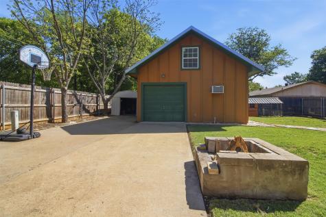 1018 Princeton Place Cleburne TX 76033