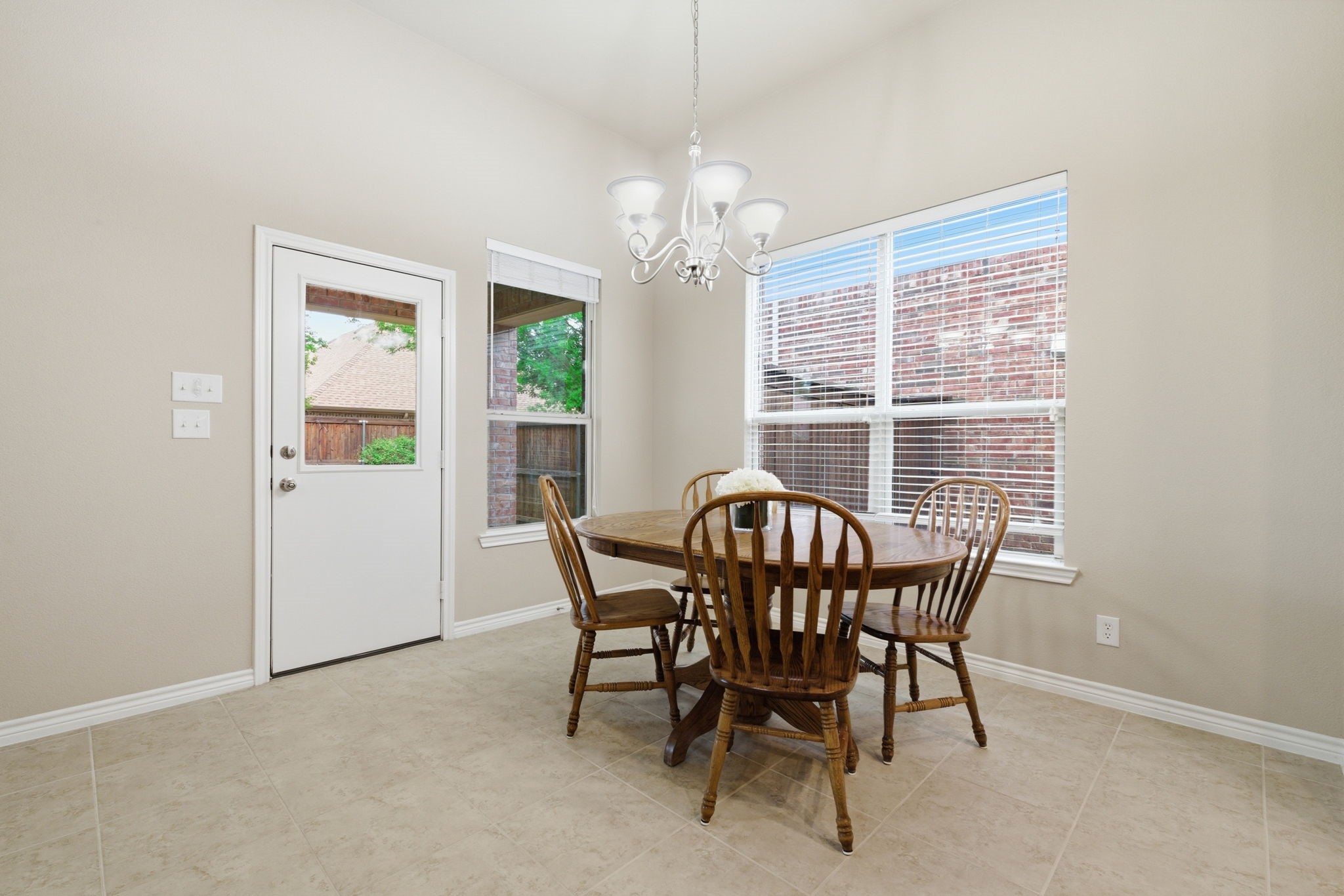 1308 Isabella Lane Savannah TX 76227